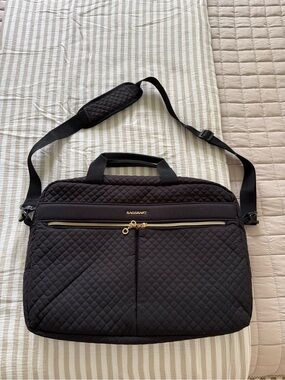 Bagsmart Quilted Black Laptop Bag with Shoulder Strap